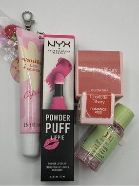 Charlotte Tilbury Eye and Lip + Pink Lip Essentials- makeup bundle